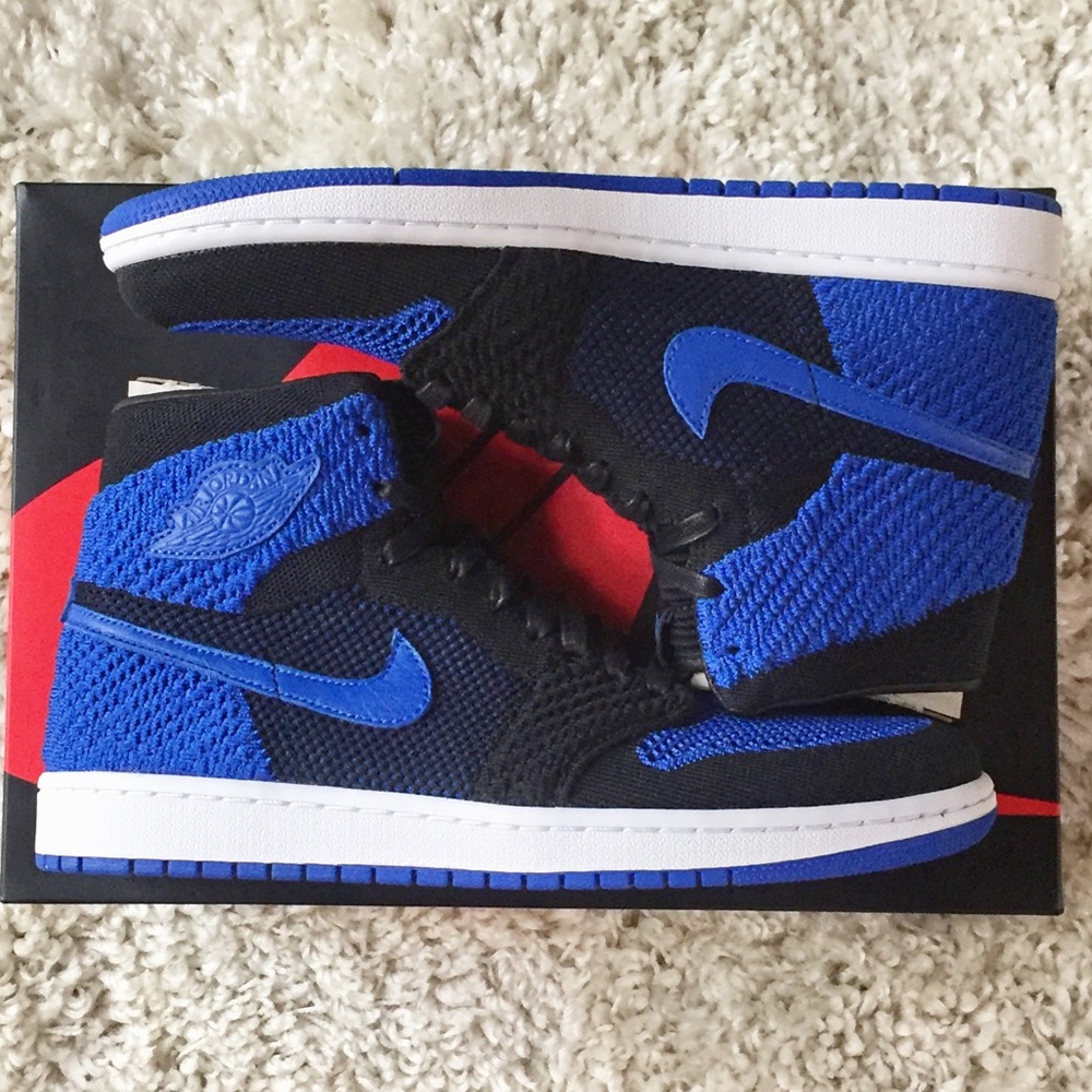 Nike Air Jordan 1 Royal Flyknit 919704-006 10 Toe - Picture 2 of 7